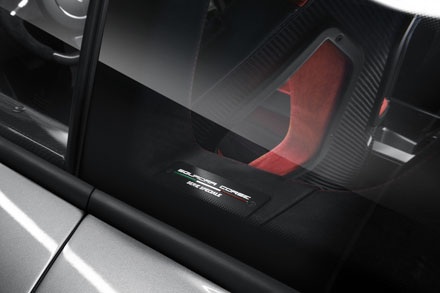 Lamborghini công bố giá bán LP 570-4 Squadra Corse. - 9 Lamborghini công bố giá bán LP 570-4 Squadra Corse.